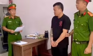 Đuổi chém anh rể chỉ vì bị can thiệp vào việc quát mắng con