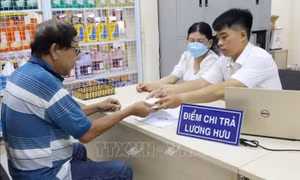Lịch chi trả lương hưu tháng 5 thay đổi sau nghỉ lễ 30/4 - 1/5 