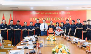 Thành lập Đảng bộ Chi cục Hải quan khu vực VIII trực thuộc Đảng bộ UBND tỉnh