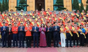 Phó Chủ tịch nước: Lan tỏa gương người tốt trong phong trào hiến máu tình nguyện