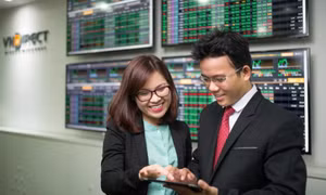 Đà phục hồi lan tỏa, VN-Index vượt mọi lực cản áp sát đỉnh cũ 1.350 điểm