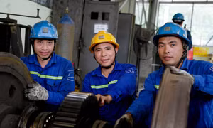 Người thợ truyền lửa ở mỏ Vàng Danh