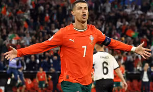 Ronaldo ghi bàn giúp Bồ Đào Nha hạ Đức, vào chung kết Nations League