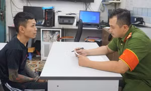 Bắt giữ nghi phạm cướp giật tài sản của du khách sau 10 giờ gây án
