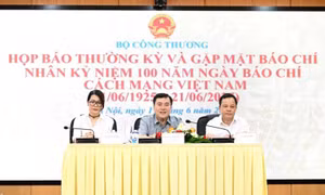 Bảo vệ người tiêu dùng: Không để “ve sầu thoát xác” trên sàn thương mại điện tử
