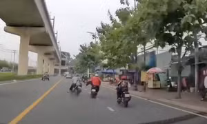 Lời khai của thanh niên đạp đổ xe máy đang chạy trước đầu ô tô ở Thủ Đức