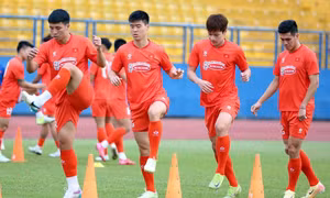 Tuyển Việt Nam: Những thử nghiệm của ông Kim Sang-sik