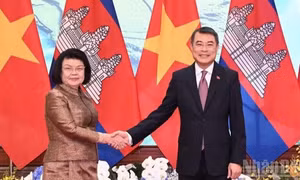 Việt Nam và Campuchia ưu tiên hàng đầu cho quan hệ tốt đẹp, truyền thống, hợp tác toàn diện, bền vững