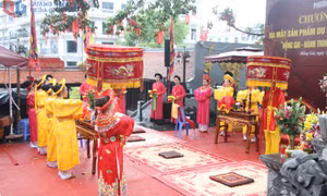 “Hồng Gai - Hành trình trải nghiệm văn hóa” 