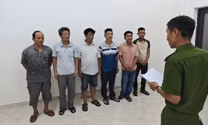 Tạm giữ 8 đối tượng trong đường dây cá độ gần 10 tỉ đồng tại Đà Nẵng