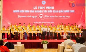 CLB Giọt hồng đất Phật: Lan tỏa những nghĩa cử nhân ái
