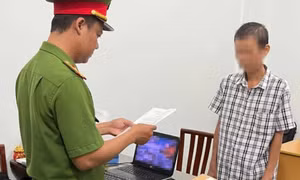 Khởi tố người đàn ông 'say xỉn' lái xe gây tai nạn chết người ở Vĩnh Long