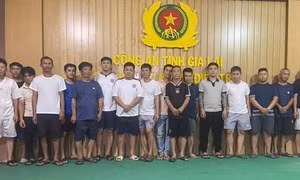 Phá đường dây cá độ World Cup hơn 100 tỉ đồng, khởi tố 16 đối tượng