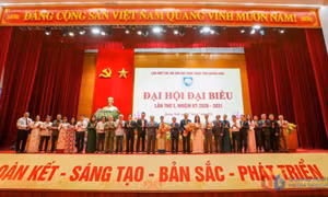 "Đoàn kết, khơi dậy sức sáng tạo nghệ sĩ, xây dựng nền văn học nghệ thuật Quảng Ninh"