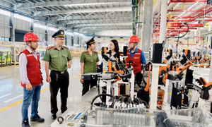 “Lá chắn thép” trong nền kinh tế số