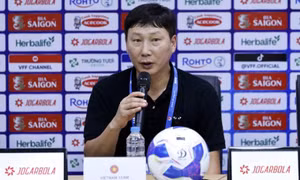 HLV Kim Sang-sik: 3 cầu thủ nhập tịch giúp tuyển Việt Nam tốt hơn rất nhiều