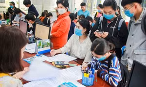 Nghỉ không lương trước khi đi học, có được giảm học phí?