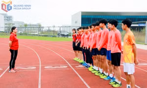 Từ đường chạy đất đỏ đến những thành tích vàng 