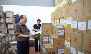 Sẵn sàng nguồn sách giáo khoa cho chính sách mượn miễn phí