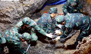 Tìm thấy 11 hài cốt liệt sĩ tại Công viên Lê Thị Riêng