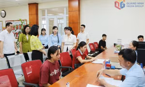 Đoàn ĐBQH tỉnh khảo sát thực hiện mô hình chính quyền địa phương 2 cấp tại Bình Liêu, Quảng Hà
