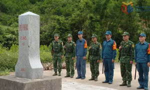 Đưa sĩ quan quân đội chính quy về xã 