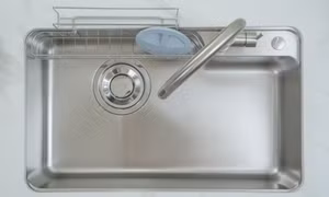 Bí quyết chọn bề mặt bồn rửa chén theo nhu cầu và mục đích sử dụng cho người làm nhà