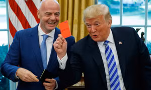 Nghị sĩ châu Âu đề nghị điều tra Chủ tịch FIFA vì vụ hủy án treo giò cầu thủ Mỹ