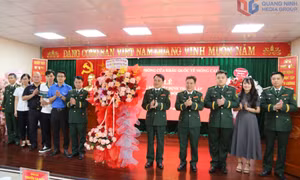 Ra mắt mô hình “Tổ Dân vận đối ngoại” tại Cửa khẩu quốc tế Móng Cái