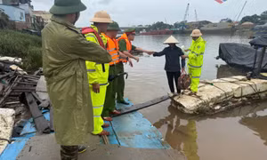 Không để người dân chủ quan quay lại phương tiện, lồng bè khi bão chưa đi qua