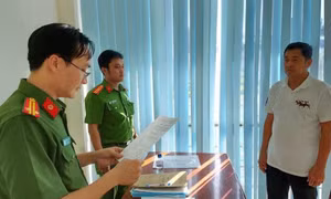 Chủ tịch HĐQT Công ty Cổ phần khí hóa lỏng Đồng Tháp tự chi lương mỗi tháng 500 triệu đồng