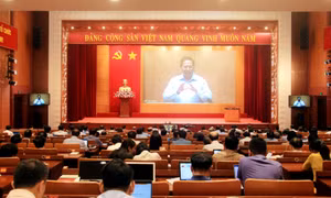 Hội nghị toàn quốc nghiên cứu, học tập, quán triệt Nghị quyết Hội nghị Trung ương 5, khóa XIII