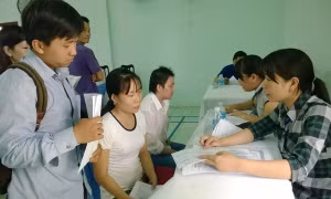 Xây dựng cơ sở dữ liệu việc tìm người - người tìm việc cho lao động nghèo