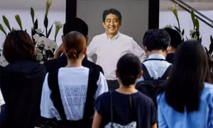 Tang lễ của cố Thủ tướng Nhật Bản Abe Shinzo diễn ra tại đền Zojoji