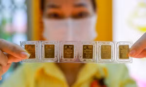 Thị trường vàng trong nước đang “một mình một chợ”