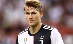 De Ligt có quyết định gây sốc với Chelsea