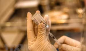 Liều thứ 4 vaccine COVID-19 hiệu quả 73%, giúp ngăn nhiễm COVID-19