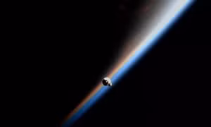 Tàu vũ trụ Dragon của SpaceX ghép nối thành công với Trạm vũ trụ quốc tế