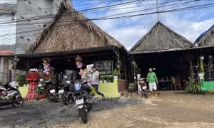 Mâu thuẫn trong lúc nhậu, người đàn ông bị bạn nhậu đâm tử vong
