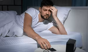 Người nhiễm Covid-19 có thể mắc chứng khó ngủ kéo dài