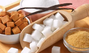 Đường trắng hay đường vàng tốt hơn?