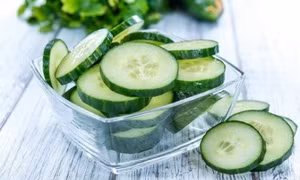 Chuyên gia giải đáp những điều khó ngờ khi ăn dưa chuột