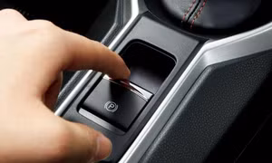 Điều gì xảy ra khi xe dùng phanh tay điện tử bị hết ắc quy?