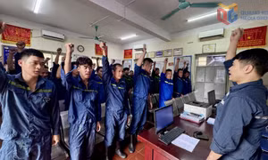 Ngày mới ở Than Hòn Gai