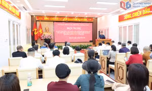 Phường Móng Cái 1 vận động hộ kinh doanh đăng ký chuyển đổi thành doanh nghiệp 