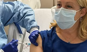 Thử nghiệm vaccine ngăn ung thư đại trực tràng trước khi khối u hình thành