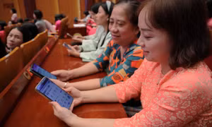 Phường Hạ Long: Ra mắt bộ nhận diện và vận hành các nền tảng số