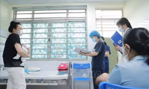 Sởi, ho gà diễn biến phức tạp, Bộ Y tế yêu cầu phát hiện sớm, cách ly kịp thời ca nhiễm 