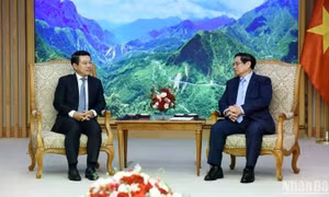 Tăng cường và củng cố tình đoàn kết đặc biệt và hợp tác toàn diện Việt Nam-Lào