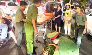 Khởi tố nam thanh niên tông xe khiến chiến sĩ công an bị thương